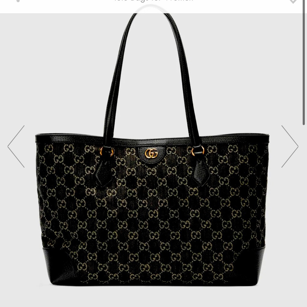 Beautiful Gucci handbag Gently Used. Great Condition.Don’t miss this beauty! 🤩